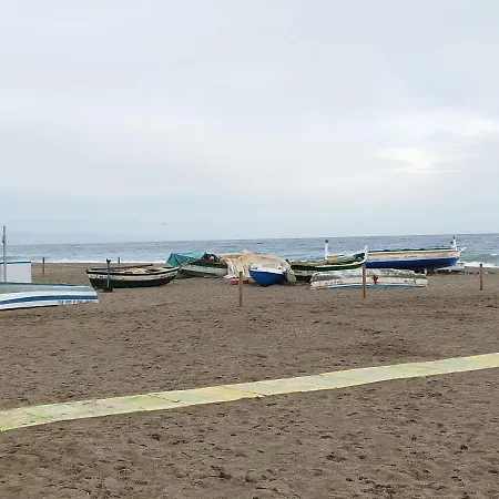 Happiness Carihuela *